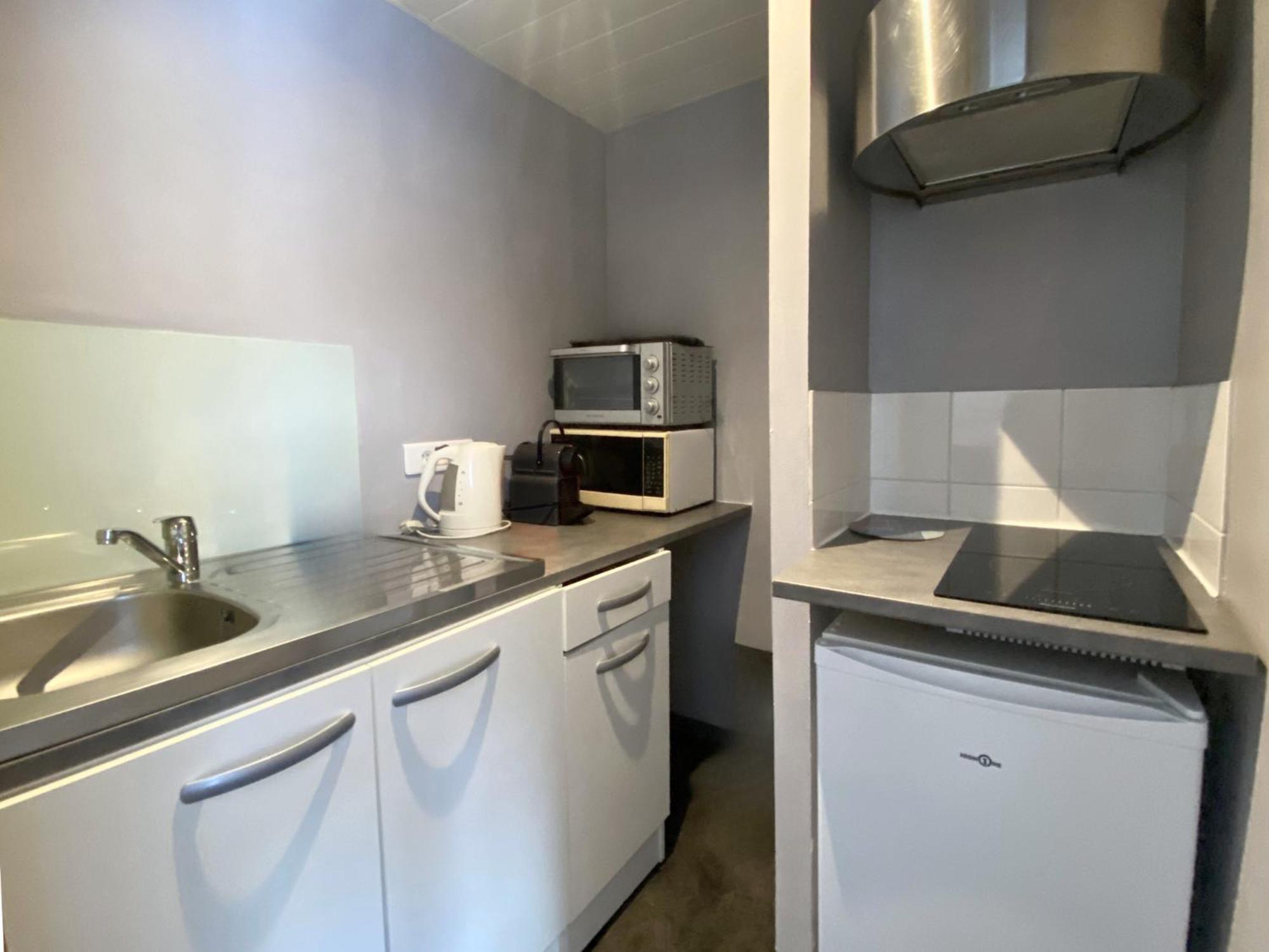 Studios & Appartements Confortables Au Centre De Bourbourg - Gare A Proximite 외부 사진